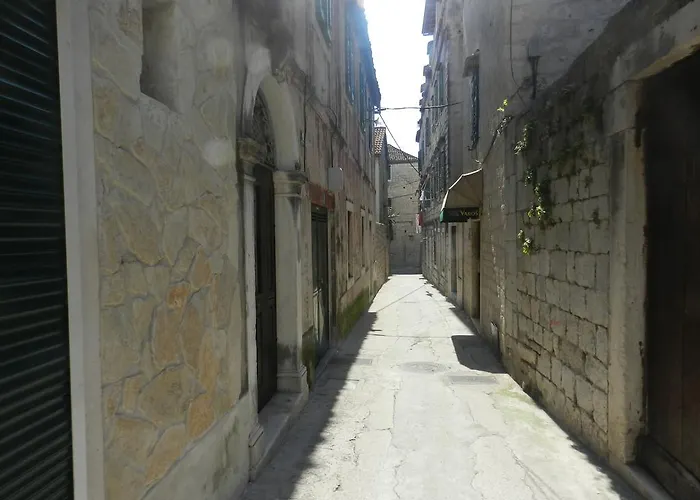 Nika Апартаменти Спліт