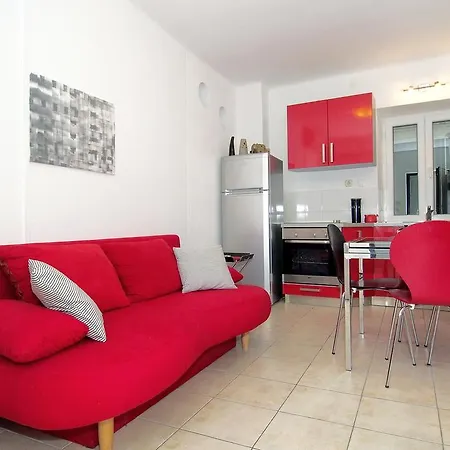 Nika Apartamento *